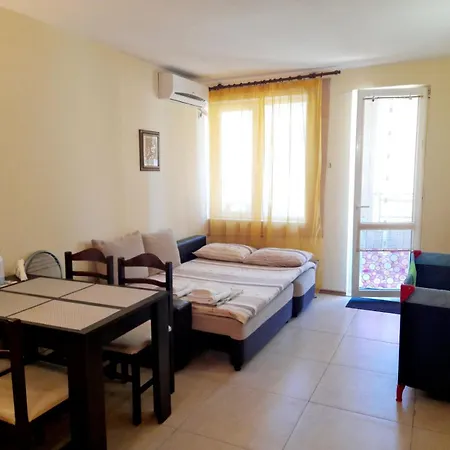 Apartment Hills - Private